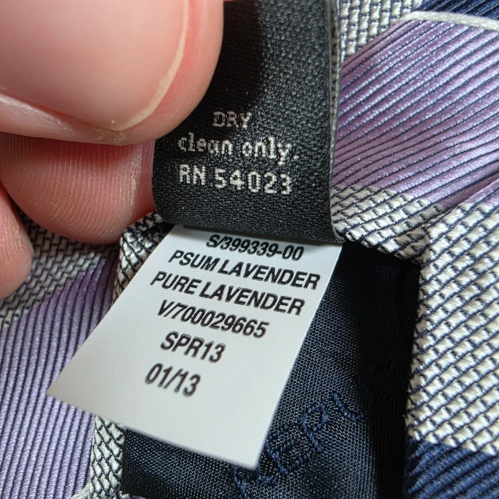 NEW Banana Republic Striped Mens OS Lavender Navy Silk Necktie 399339-00